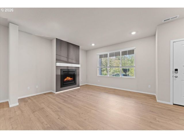 16117 Nw RELIANCE Ln, Portland, OR 97229