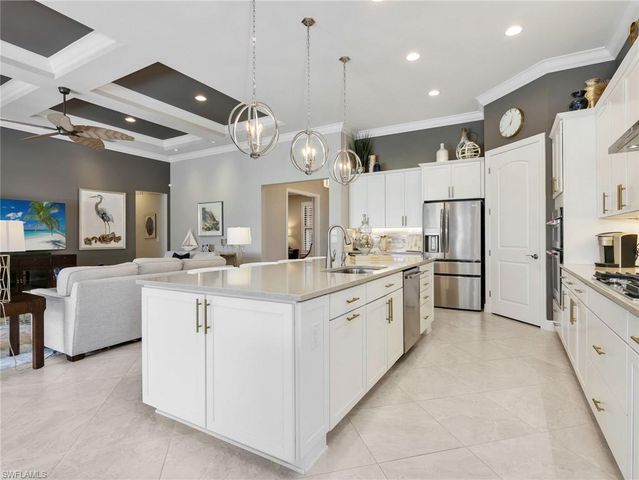 8989 Bahama Swallow WAY, Naples, FL 34120