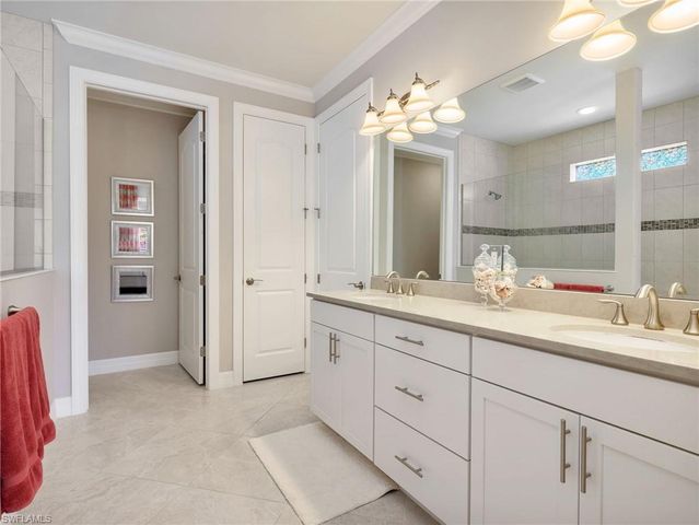 8989 Bahama Swallow WAY, Naples, FL 34120