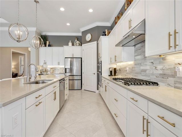 8989 Bahama Swallow WAY, Naples, FL 34120