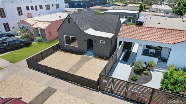 3515 S Norton, Los Angeles, CA 90018