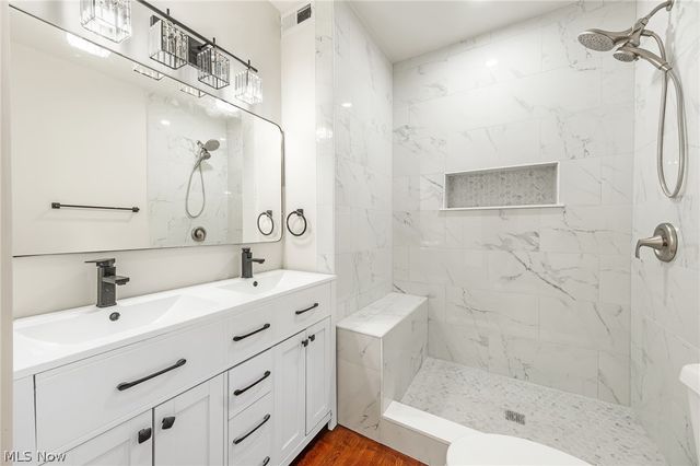 2165 W 95th Street, Cleveland, OH 44102