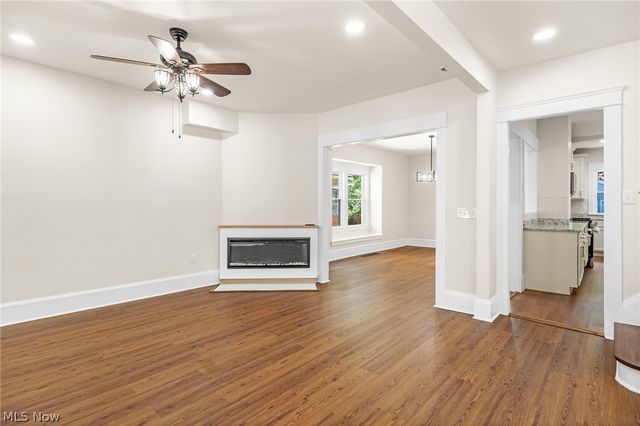 2165 W 95th Street, Cleveland, OH 44102