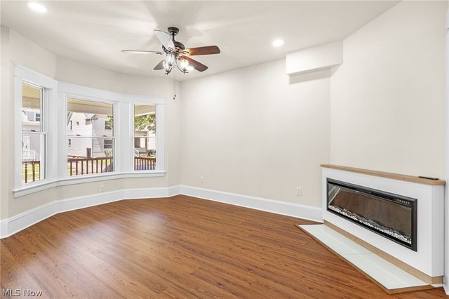 2165 W 95th Street, Cleveland, OH 44102