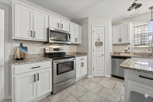 238 Trish Drive, Crestview, FL 32536