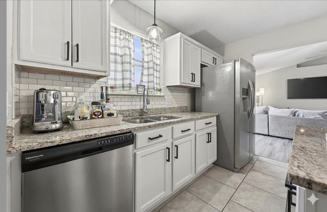 238 Trish Drive, Crestview, FL 32536