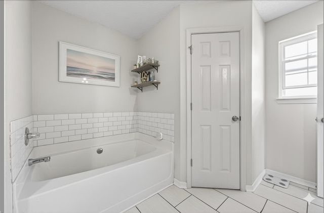 238 Trish Drive, Crestview, FL 32536