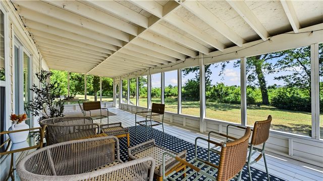 4301 SW 2nd Street, Bentonville, AR 72712