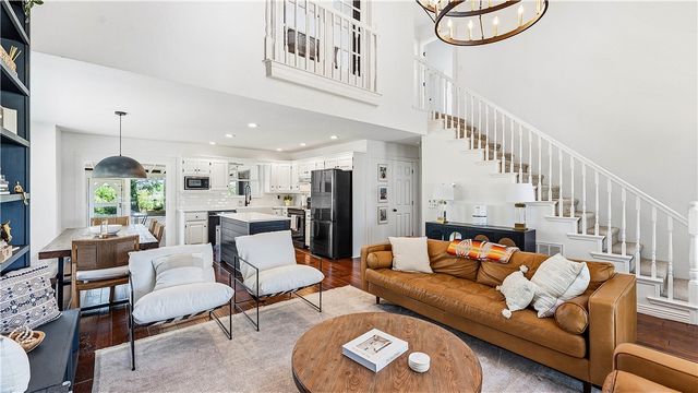 4301 SW 2nd Street, Bentonville, AR 72712
