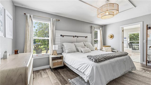 4301 SW 2nd Street, Bentonville, AR 72712