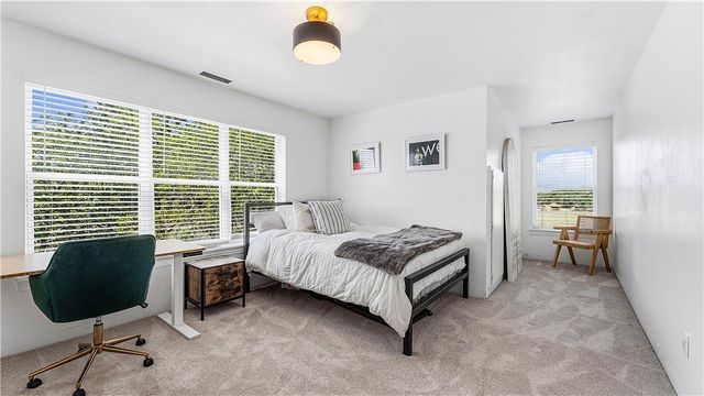 4301 SW 2nd Street, Bentonville, AR 72712