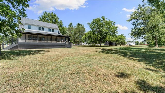 4301 SW 2nd Street, Bentonville, AR 72712