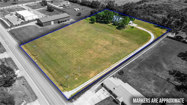 4301 SW 2nd Street, Bentonville, AR 72712