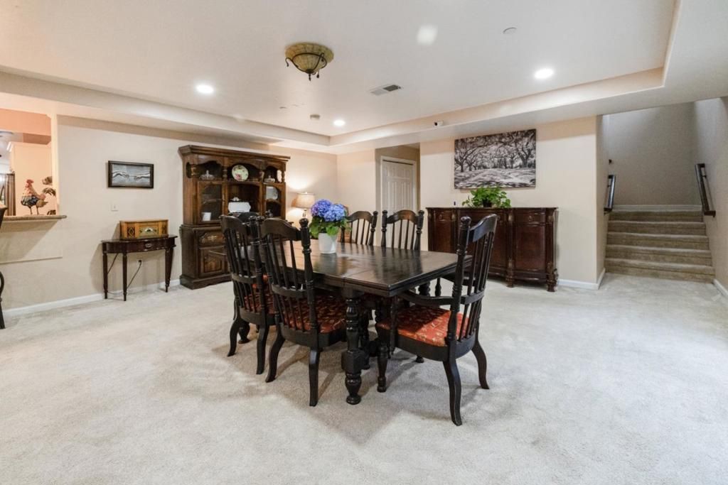 Image 10 of property listing at 18171 Berta Canyon Road, Salinas, CA 93907