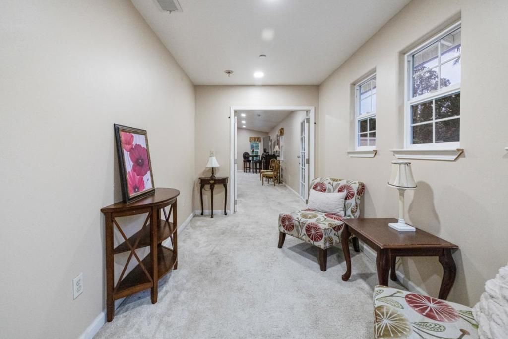 Image 27 of property listing at 18171 Berta Canyon Road, Salinas, CA 93907