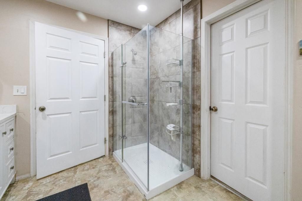 Image 30 of property listing at 18171 Berta Canyon Road, Salinas, CA 93907