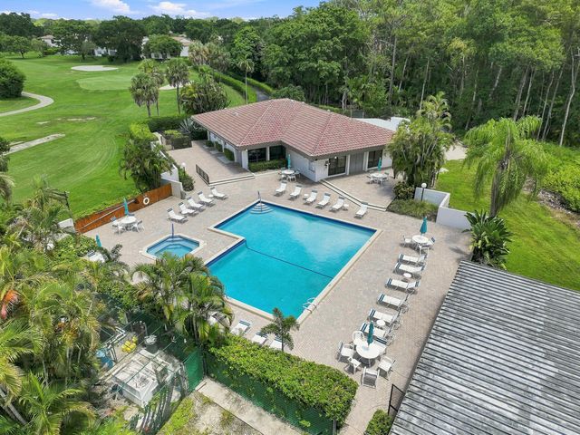21578 JUEGO Circle 26C, Boca Raton, FL 33433