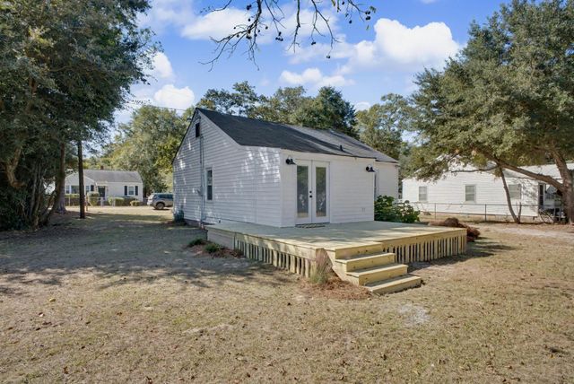 1718 Colleton Avenue SE, Aiken, SC 29801