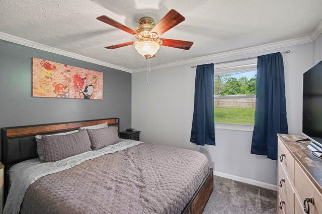 88 Surrey Court, Florence, KY 41042