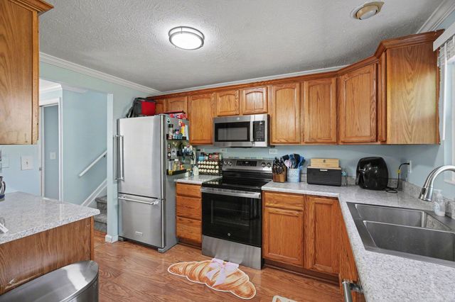 88 Surrey Court, Florence, KY 41042