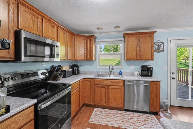 88 Surrey Court, Florence, KY 41042