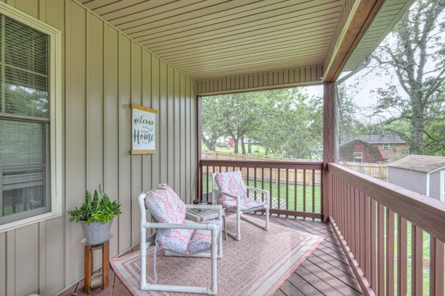 704 Old Manchester Rd, Woodbury, TN 37190