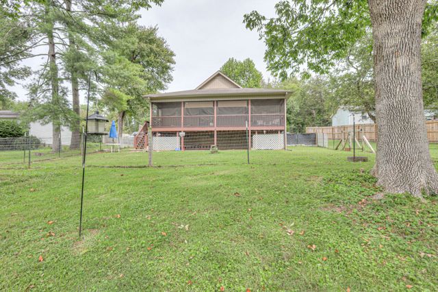 704 Old Manchester Rd, Woodbury, TN 37190