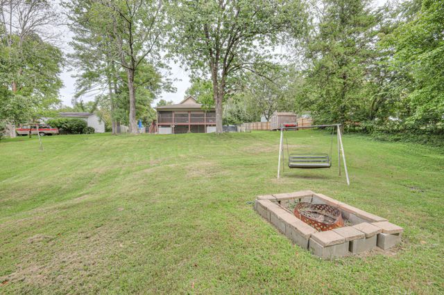 704 Old Manchester Rd, Woodbury, TN 37190