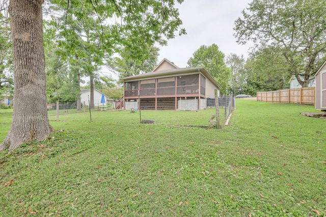 704 Old Manchester Rd, Woodbury, TN 37190