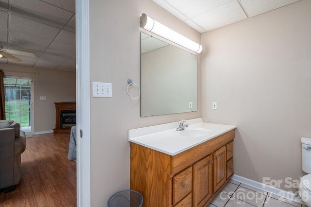 2479 Old Pond Drive, Lincolnton, NC 28092