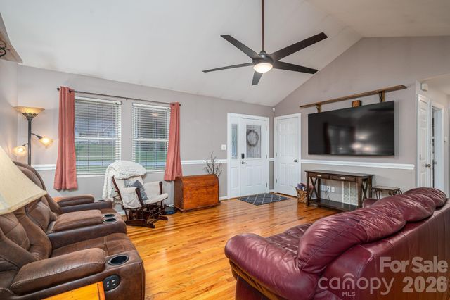 2479 Old Pond Drive, Lincolnton, NC 28092