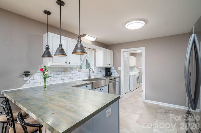2479 Old Pond Drive, Lincolnton, NC 28092