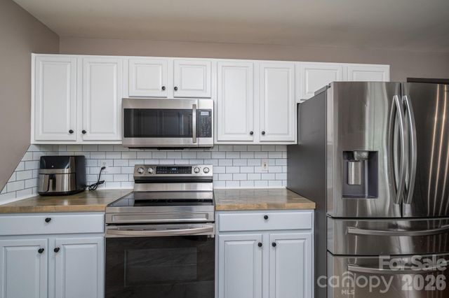 2479 Old Pond Drive, Lincolnton, NC 28092