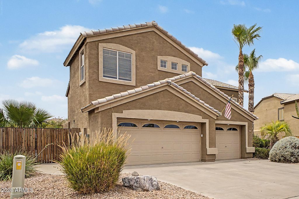 3533 E WILDHORSE Drive, Gilbert, AZ 85297 — photo 2