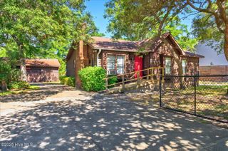 163 NW 9th Street, Oak Island, NC 28465