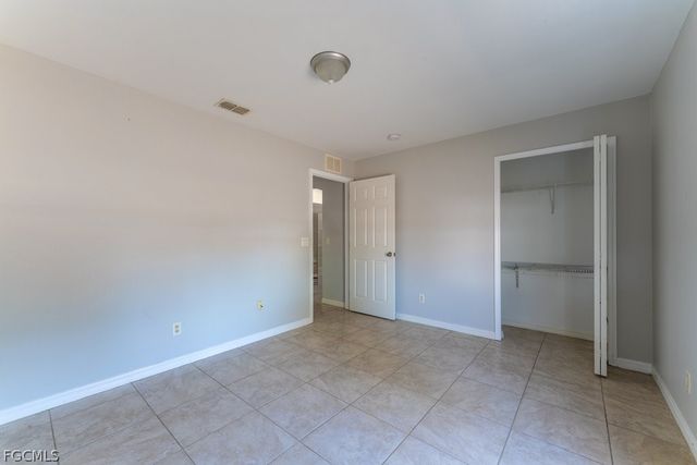 1240 NW 22nd PL, Cape Coral, FL 33993