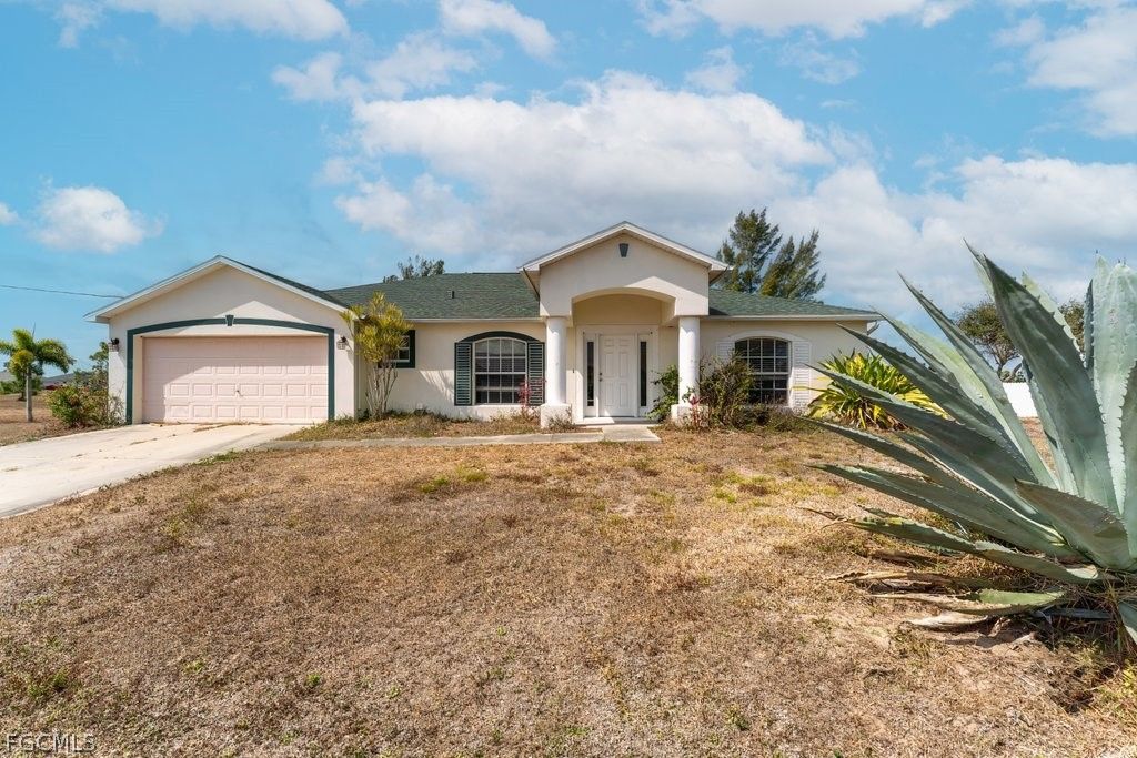 1240 NW 22nd PL, Cape Coral, FL 33993