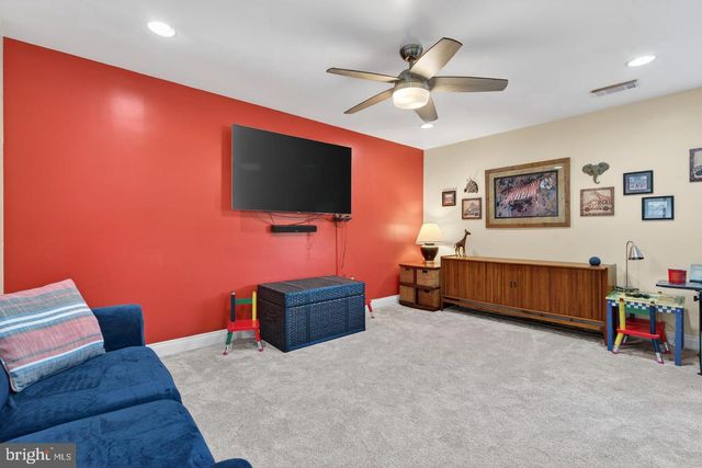 18444 CAMELBACK TER, Leesburg, VA 20176