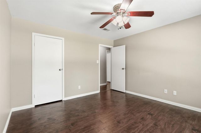 971 N Red Cedar Circle, The Woodlands, TX 77380
