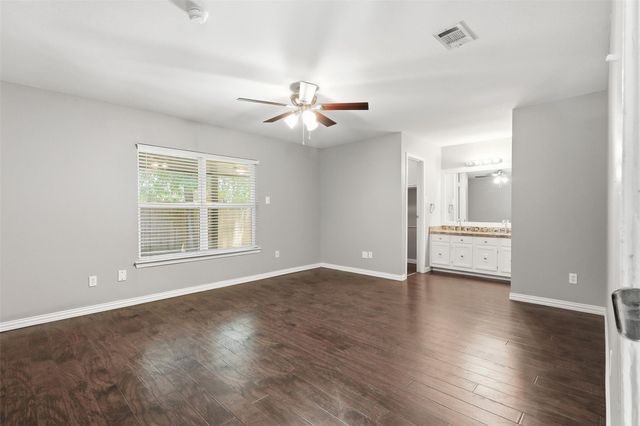 971 N Red Cedar Circle, The Woodlands, TX 77380