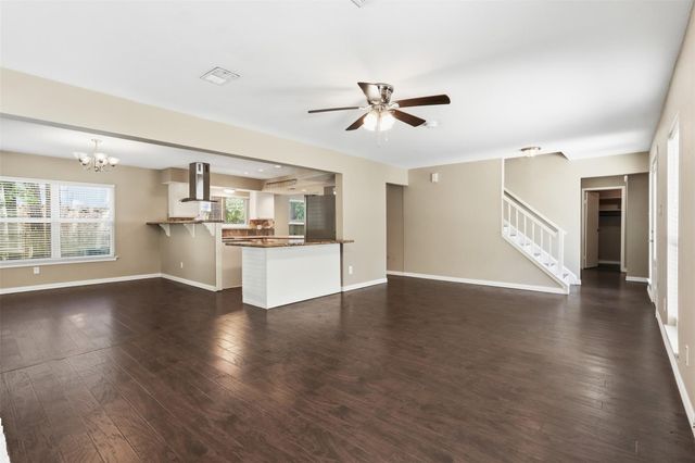 971 N Red Cedar Circle, The Woodlands, TX 77380