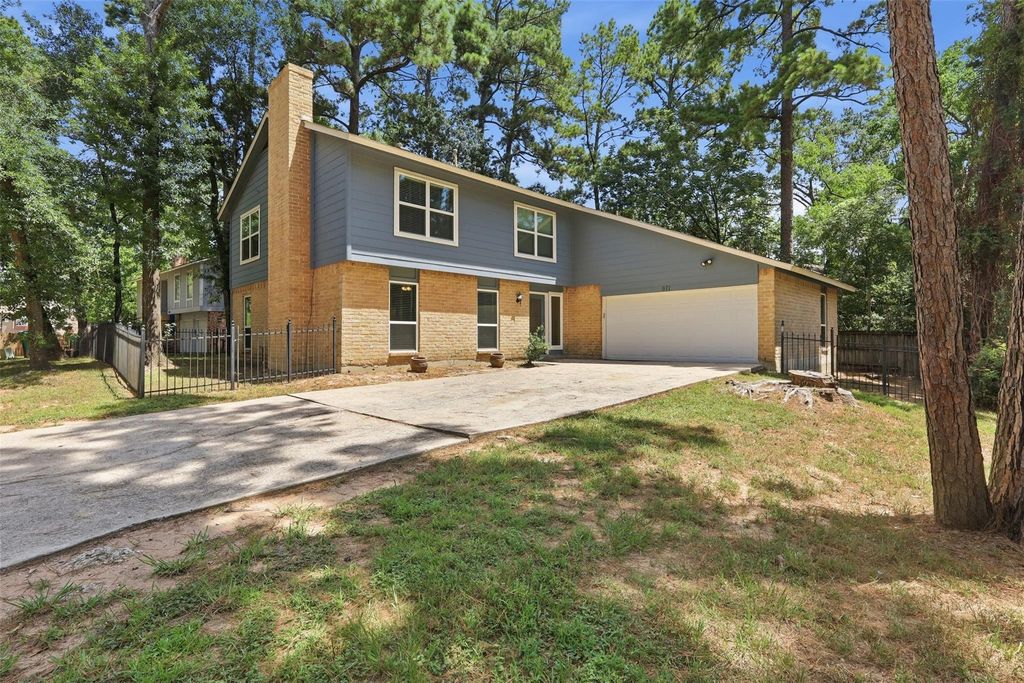 971 N Red Cedar Circle, The Woodlands, TX 77380