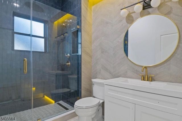 291 New York Ave 4, Jersey City, NJ 07307