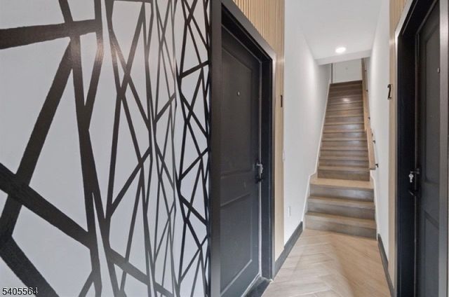 291 New York Ave 4, Jersey City, NJ 07307