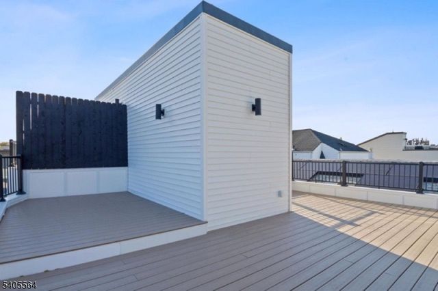 291 New York Ave 4, Jersey City, NJ 07307