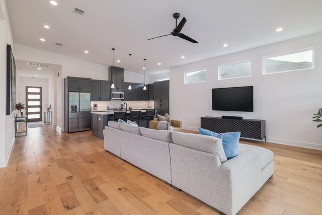 6312 Keegans DR, Austin, TX 78724