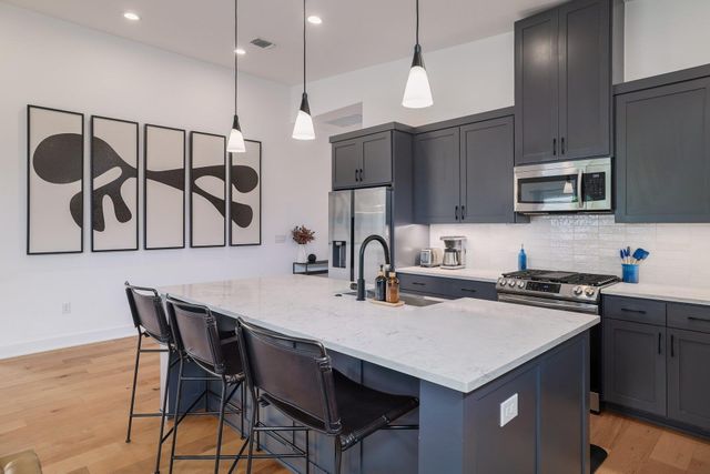 6312 Keegans DR, Austin, TX 78724