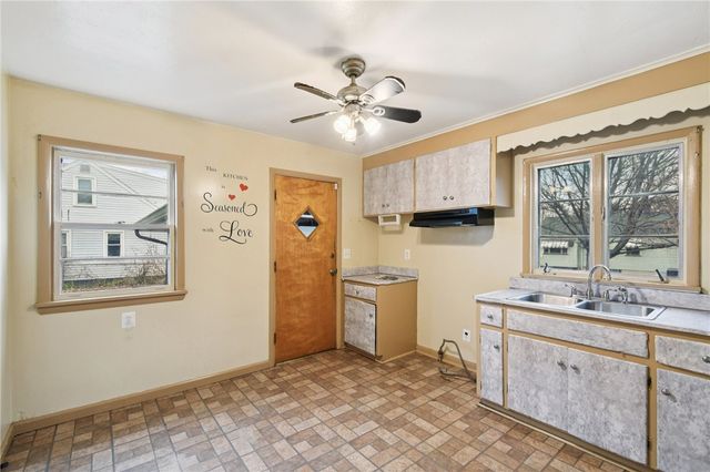 50 Bennett Avenue, Irondequoit, NY 14609