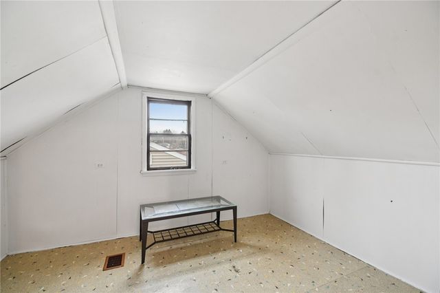 50 Bennett Avenue, Irondequoit, NY 14609