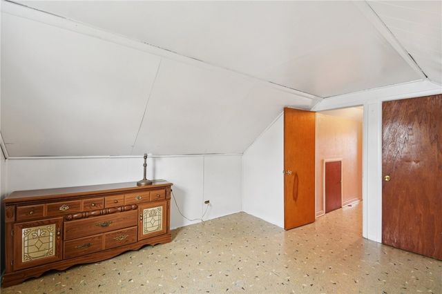 50 Bennett Avenue, Irondequoit, NY 14609